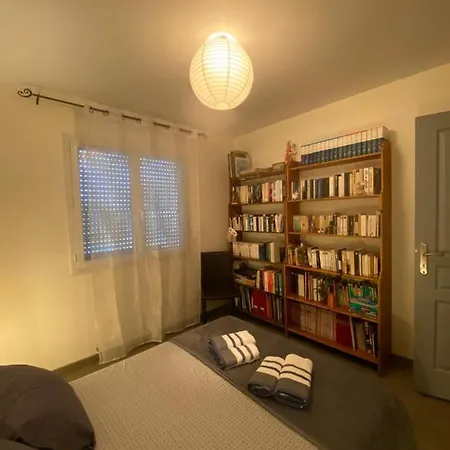 La Rosela De La Cite Bed & Breakfast 3*