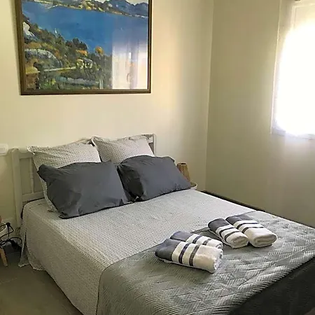 La Rosela De La Cite 3*