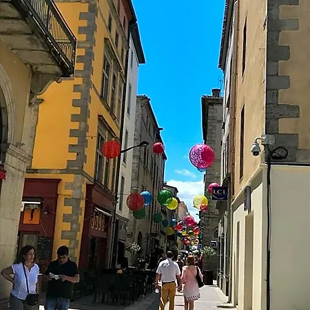 La Rosela De La Cite Nocleg ze śniadaniem Palaja
